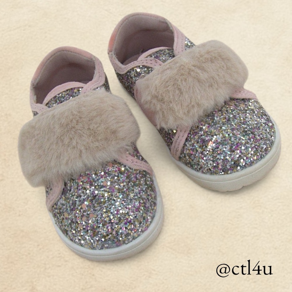 Born Blush Bailey Kati-T Glitter and Faux Fur Toddler Sneakers Size 5